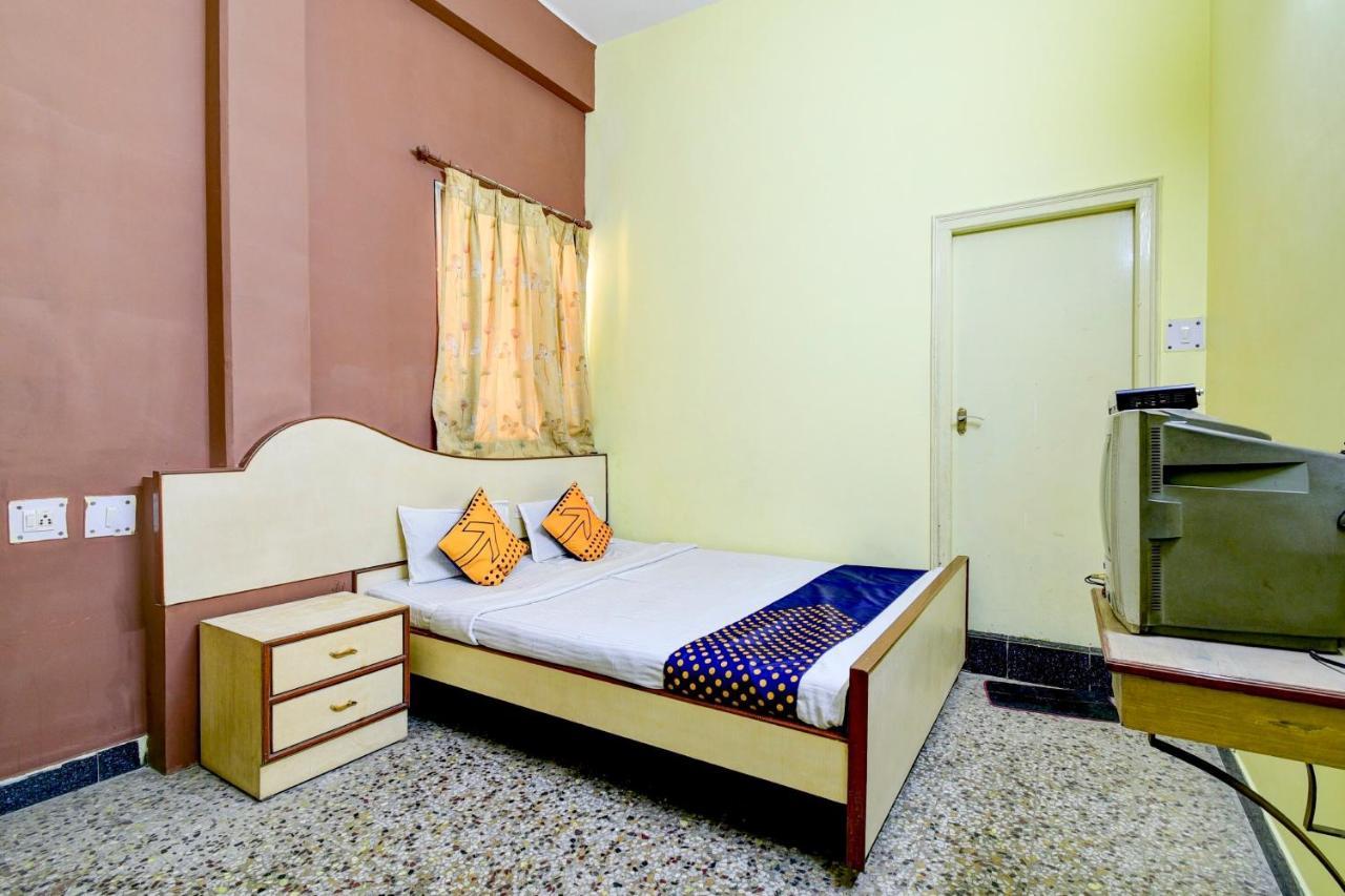 Hotel Spot On 80135 Gopala Residency Dibrugarh Exterior foto