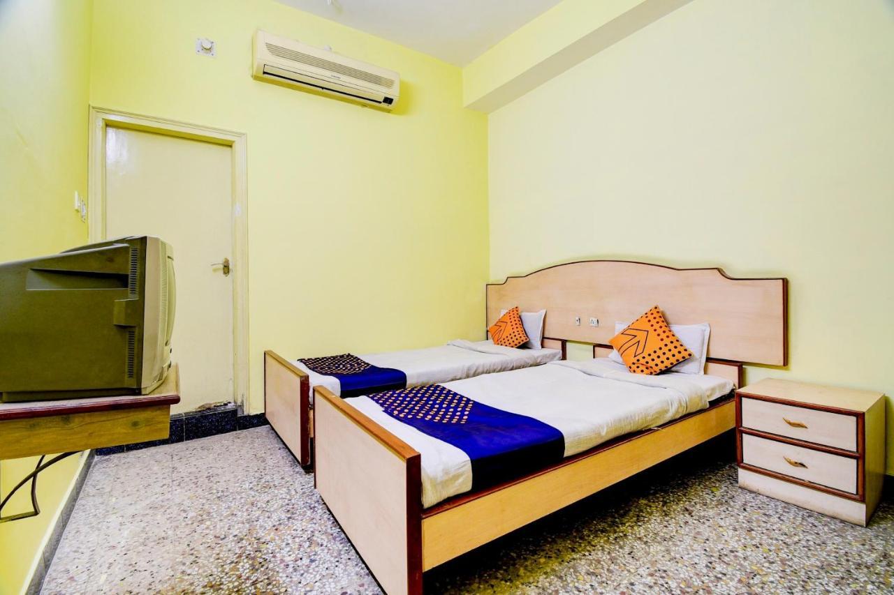 Hotel Spot On 80135 Gopala Residency Dibrugarh Exterior foto
